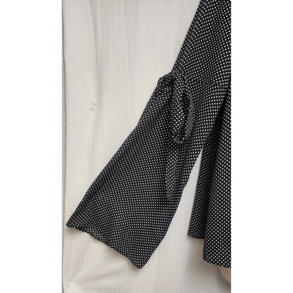 who what wear Polka-Dots Long Bell Sleeve Black/ White Size Medium - Picture 5 of 9